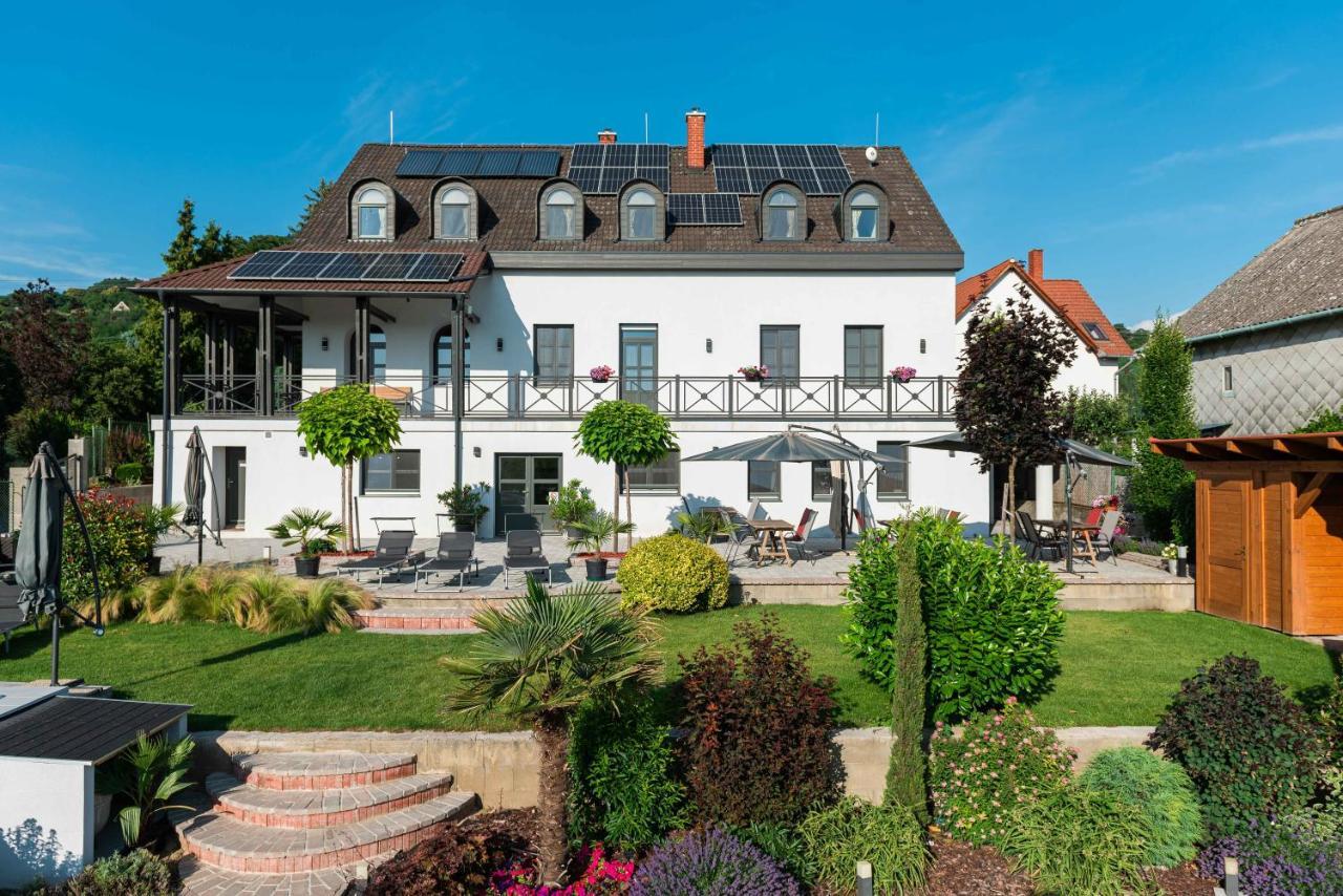 Katzer Villa Badacsonytordemic Exterior photo